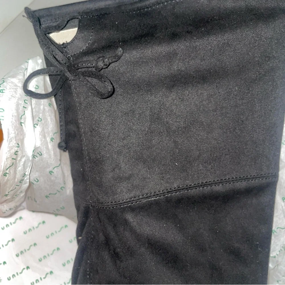 Women’s Unisa Over-the-knee High Faux Suede boots size 8.5 M